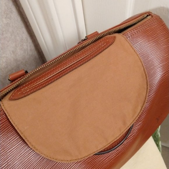 Louis Vuitton Speedy 30 Epi Brown - Picture 12 of 14